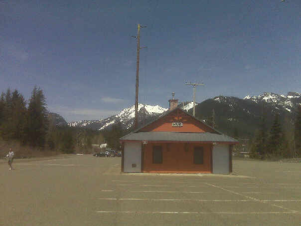 Iron Horse Trailstop in Hyak, WA 